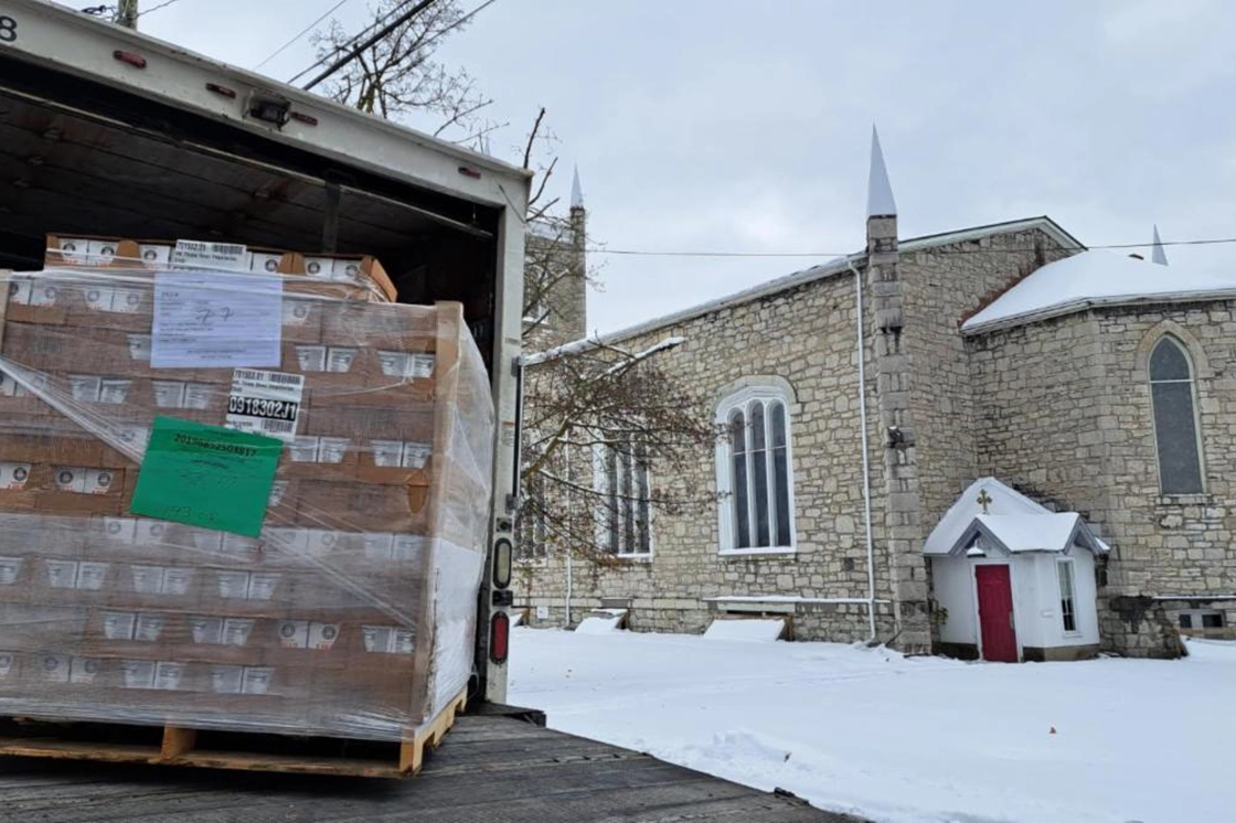 Generous Donor Partners with RMM for Food Delivery
